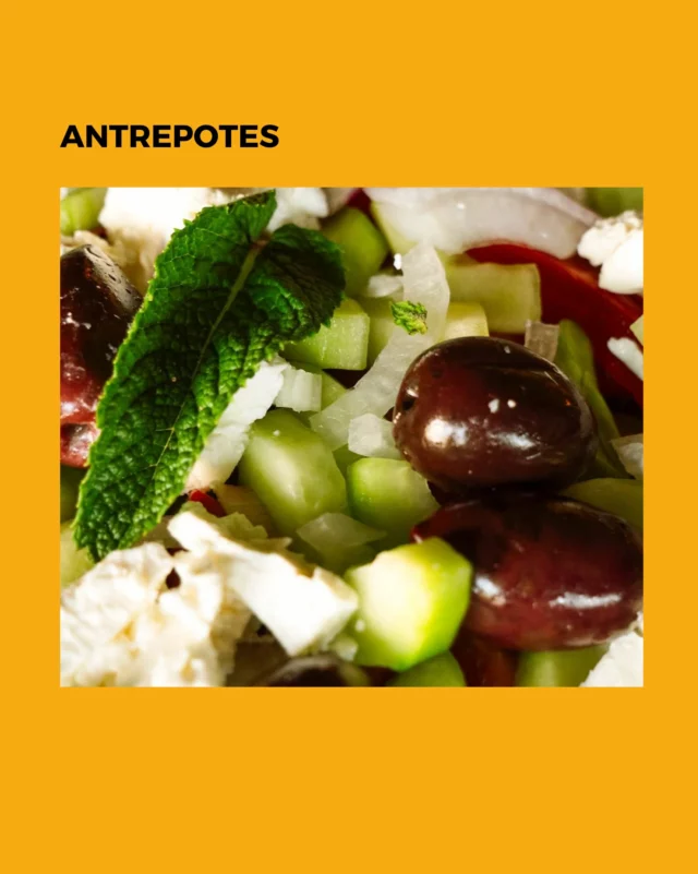 Envie de fraicheur ?💦
RDV à midi chez @antrepotes_tours  pour tester leur bar à salade !

🥗Composez vous-même votre salade :
- Choisissez parmi les différentes bases : riz, pâtes, salade verte
- Sélectionnez 5 ingrédients au choix parmi les 12 proposés sur place
- Personnalisez votre salade en ajoutant des graines ou des croûtons
- ⁠Assaisonnez avec l’une des 2 vinaigrettes proposées ! 
- Et dégustez ! 

📍Antrepotes : 4 Rue René Cassin, 37390 Notre-Dame-d'Oé

#salade #baràsalades #CAMArche  #ToursNord #Villedetours #associationdescommercants